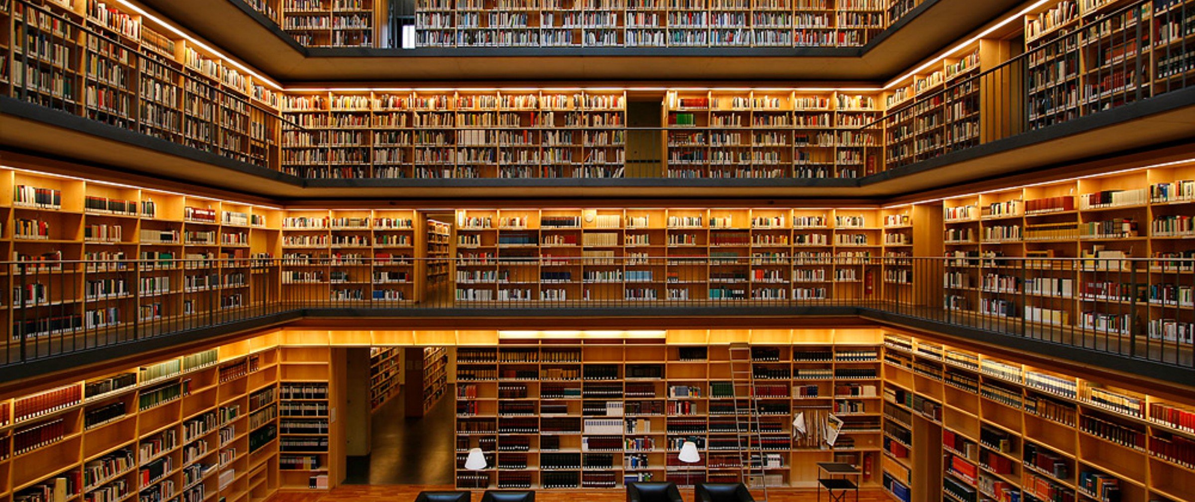 Cc library. 19-Ярусное книгохранилище РГБ. Библиотека Phillips Exeter. Красивая библиотека. Большая библиотека.