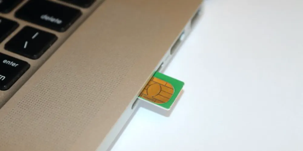 В 2020 году Apple выпустит MacBook с сенсорным дисплеем и LTE