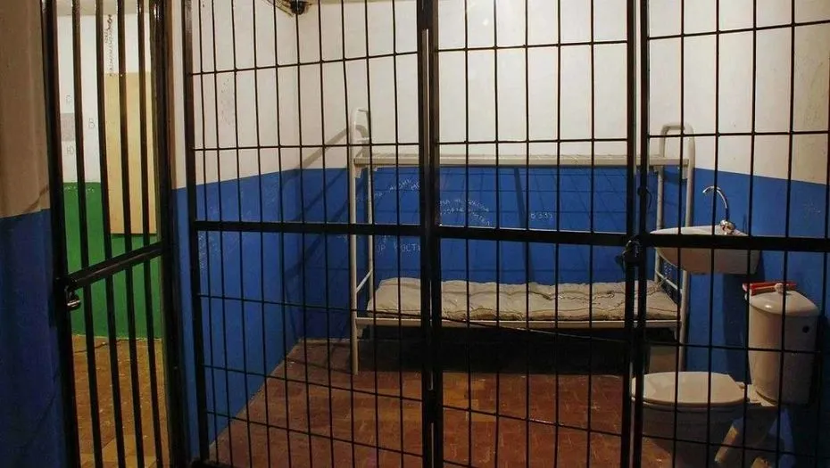 «На жизнь давали 40 рублей. Иметь парня или девушку запрещалось». История, после которой вы точно не пойдете в университет &#171;Синергия&#187;