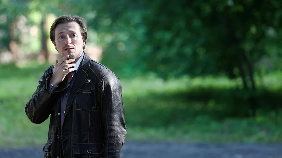 Безруков подался в рок. Его первая песня – абсолютный провал, но дальше будет еще хуже