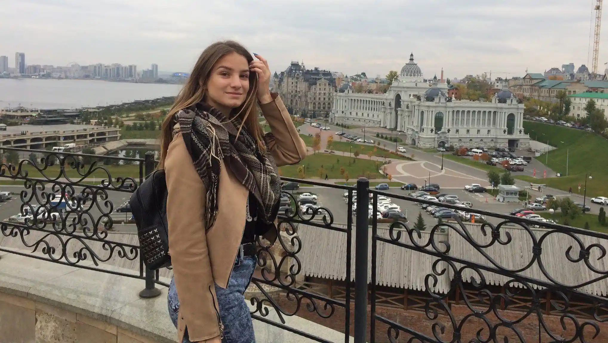 Красавица город. Фотосессия девушки. Красавица город. Красавица город. Красавицы в городе.