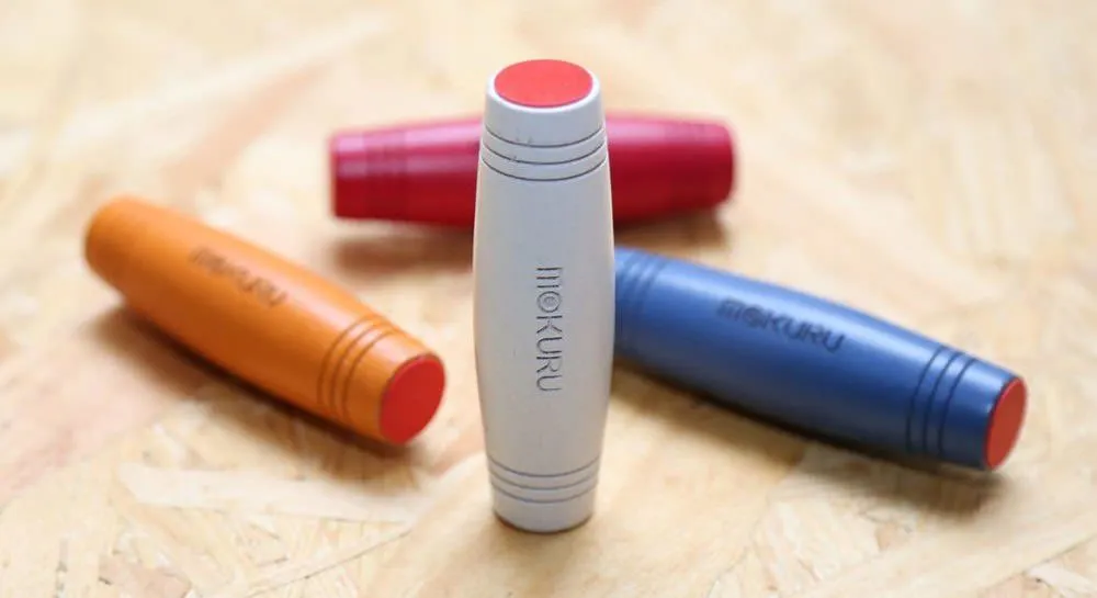 Сквиши в виде говна, Mokuru Rollver и еще 27 антистресс-игрушек, которые гораздо круче спиннеров