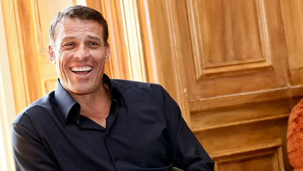 Чему учит история Тони Роббинса