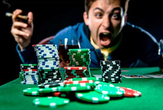 В России куча игроманов. Как их будут лечить?