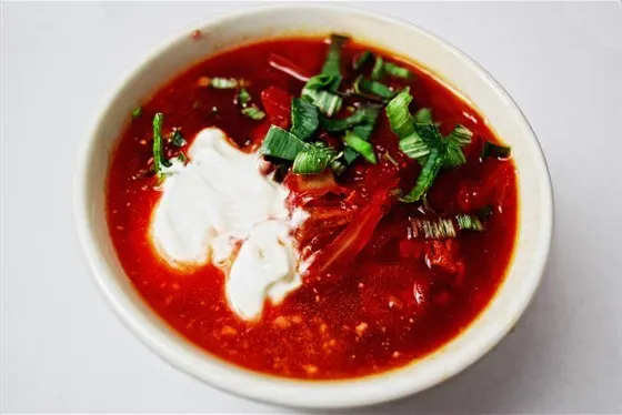 5 вещей, которые все любят, а я ненавижу. От вина до Петербурга