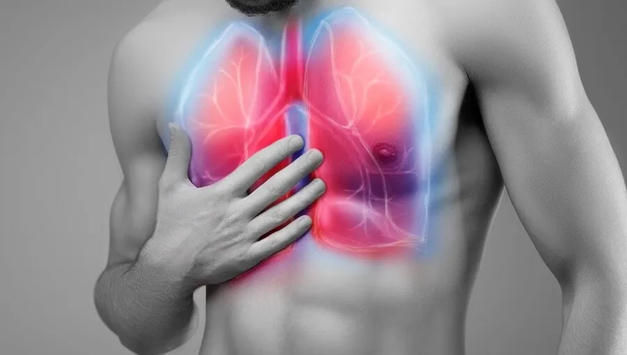 Девушке лечили больную спину, а она умерла от пневмонии. Почему так вышло?