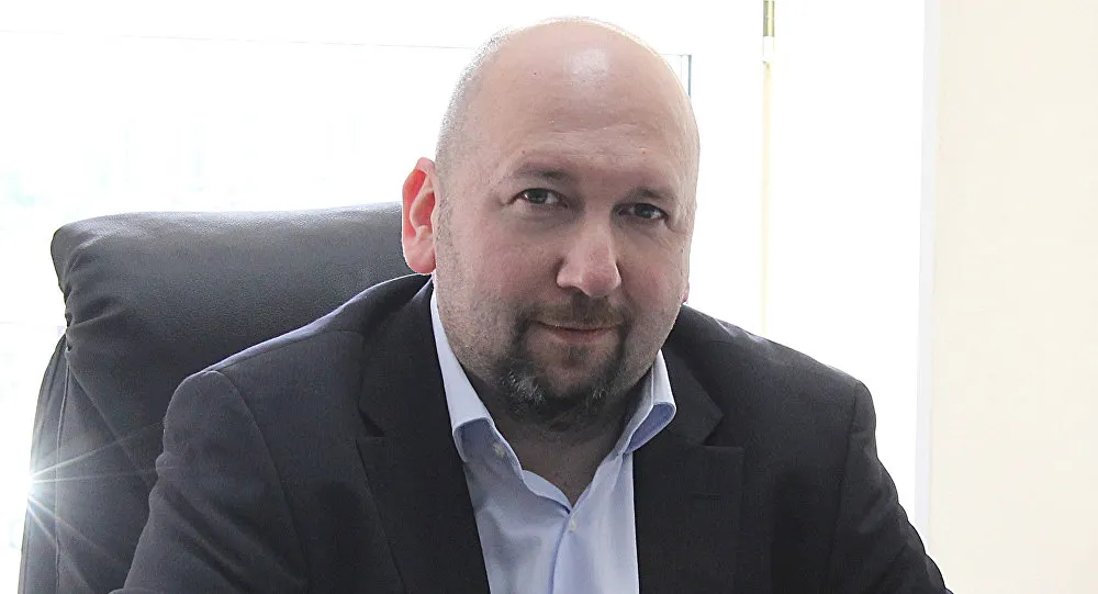 В голосовании за лучшего журналиста России нужно топить за Николая Яременко. Он круче Дудя и вообще кого угодно