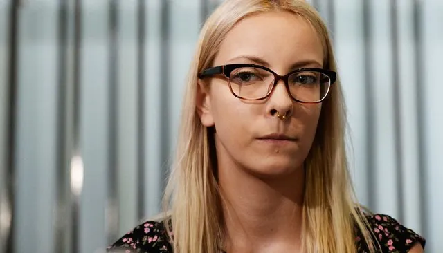 Мария Мотузная не может уехать из Украины – нет денег. Как ей быть?