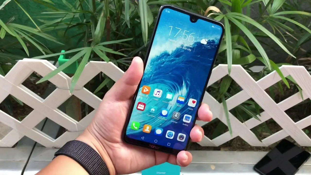 4 новинки Huawei Honor уже подешевели. Скидки на 8X Max и другие модели