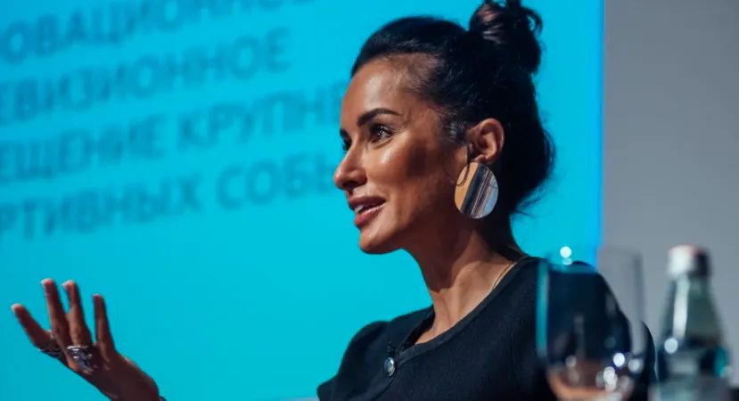 Тина Канделаки вышла на YouTube. Она ответила Уткину и дала интервью самой себе