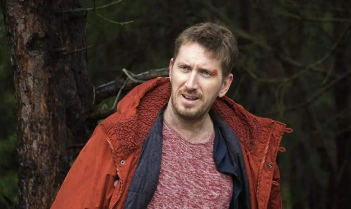 «Живой» – русский сериал про настоящую журналистику. Начал смотреть его из-за Прилучного, но зря