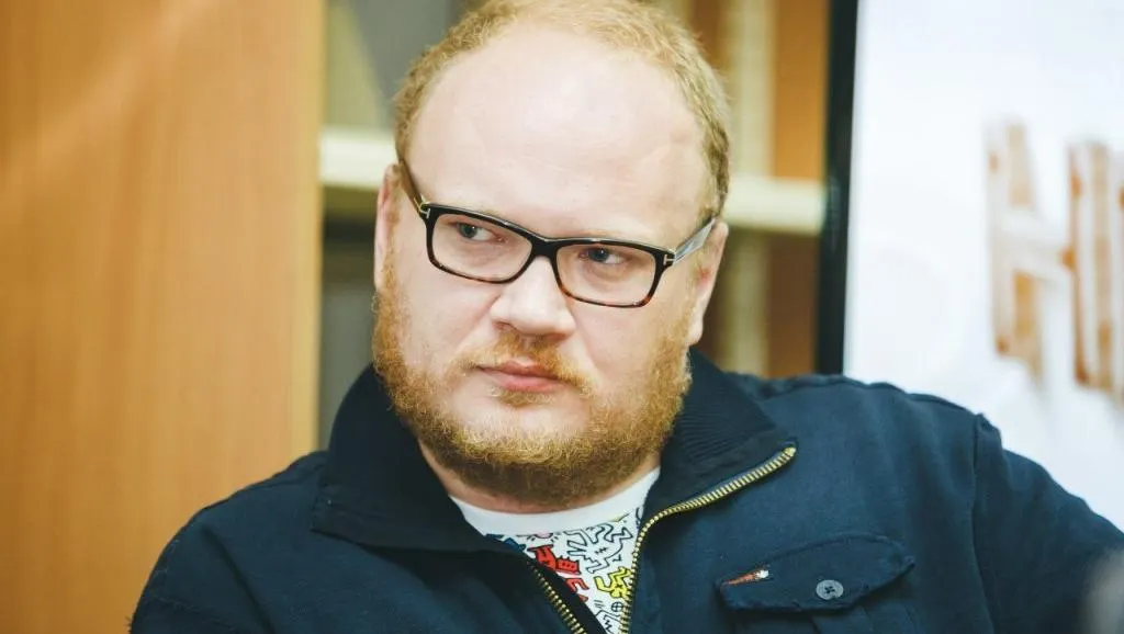 Олег Кашин повелся на дешевый фейк. Журналист тотально обосрался