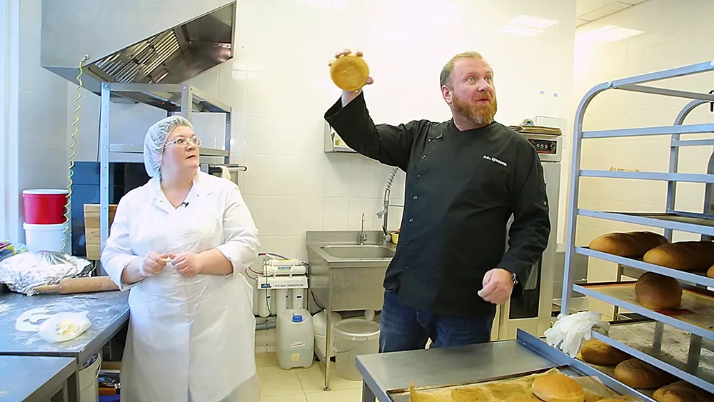 Ургант, «Орел и решка» и любимая музыка Эрнста. 6 нестыдных программ, которые стоит смотреть по ТВ