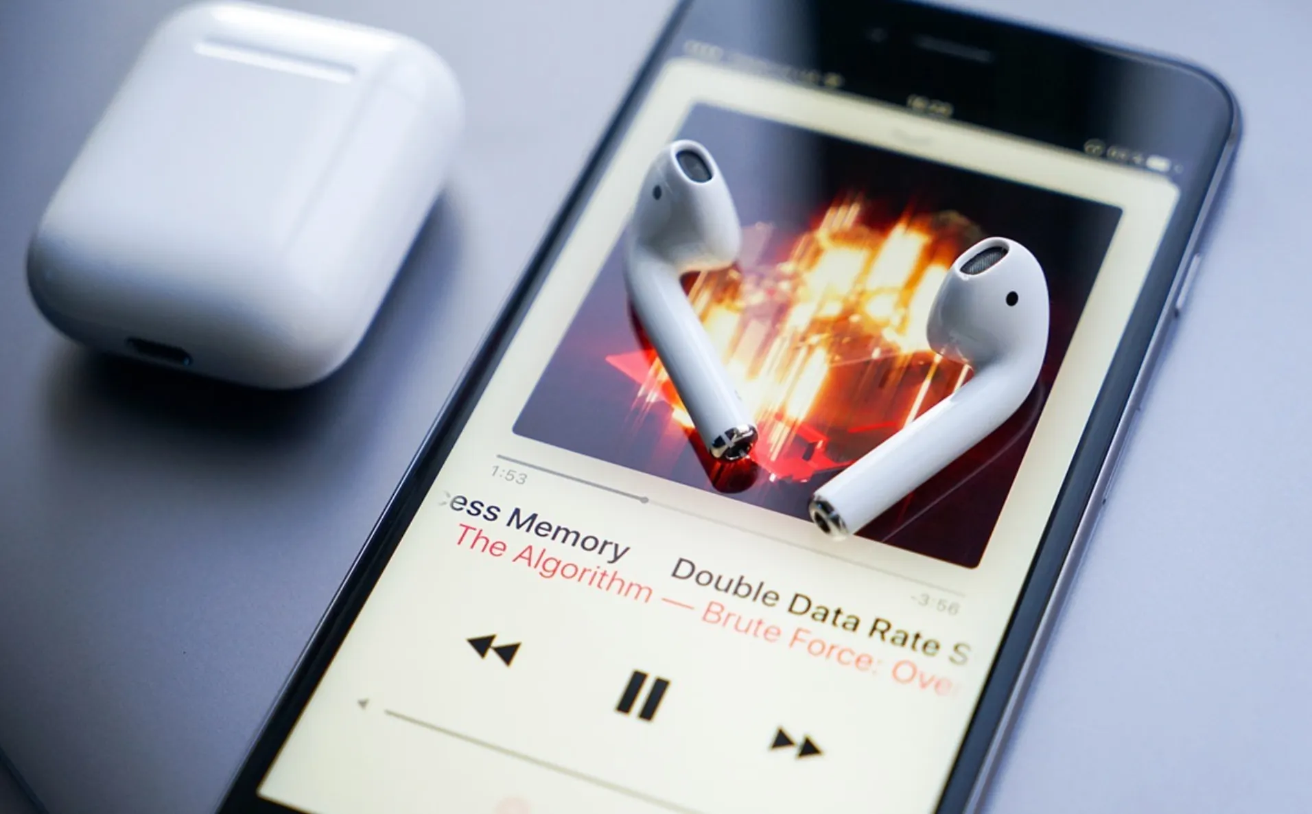 AirPods – главные беспроводные наушники в США. Apple принадлежит 25% рынка