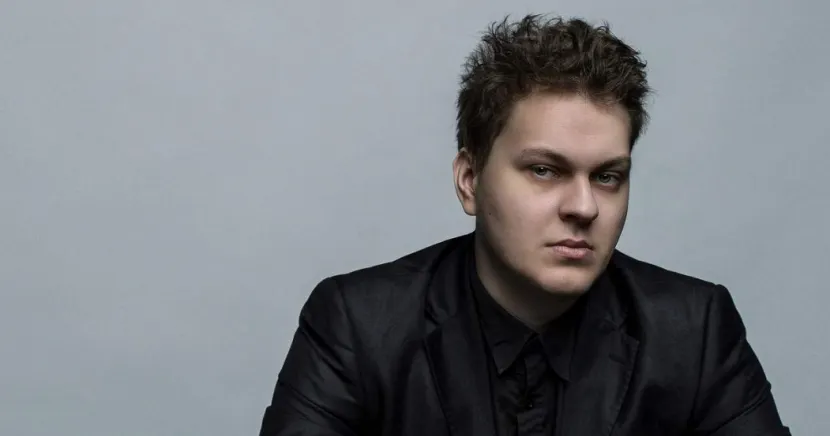 «Нет денег – купи Xiaomi». Хованский намекнул, что реклама Galaxy от Поперечного – лицемерие