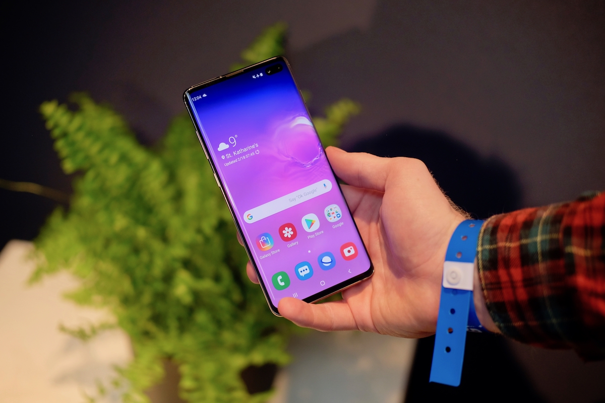 Пора брать лучший Samsung Galaxy S10. Самый оптимальный флагман бренда —  Палач | Гаджеты, скидки и медиа