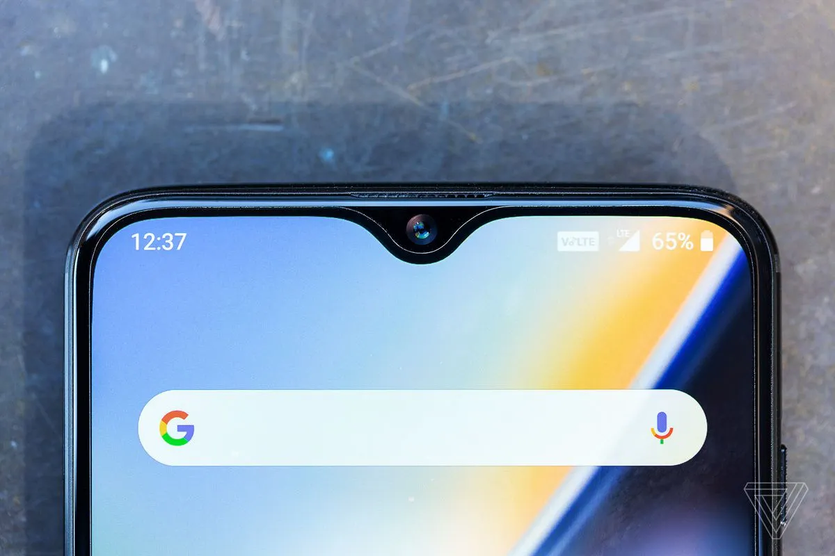 Почему OnePlus 6T намного круче любого девайса с дырой в экране. Хоть Galaxy, хоть Honor