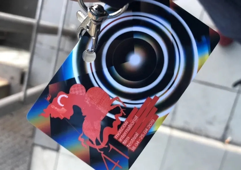 Как посмотреть «Мстителей» за сутки до премьеры? Приглашения на закрытый показ стоят как хороший iPhone