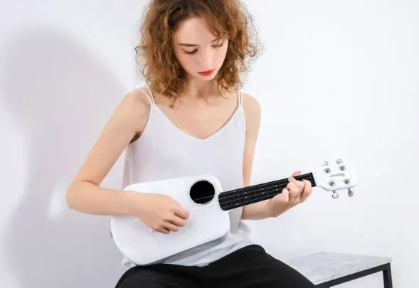 Xiaomi выпустила умное укулеле. Его уже можно купить на AliExpress