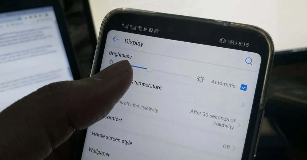 Nokia выпустила абсурдную рекламу. Весь отдел маркетинга нужно разгонять