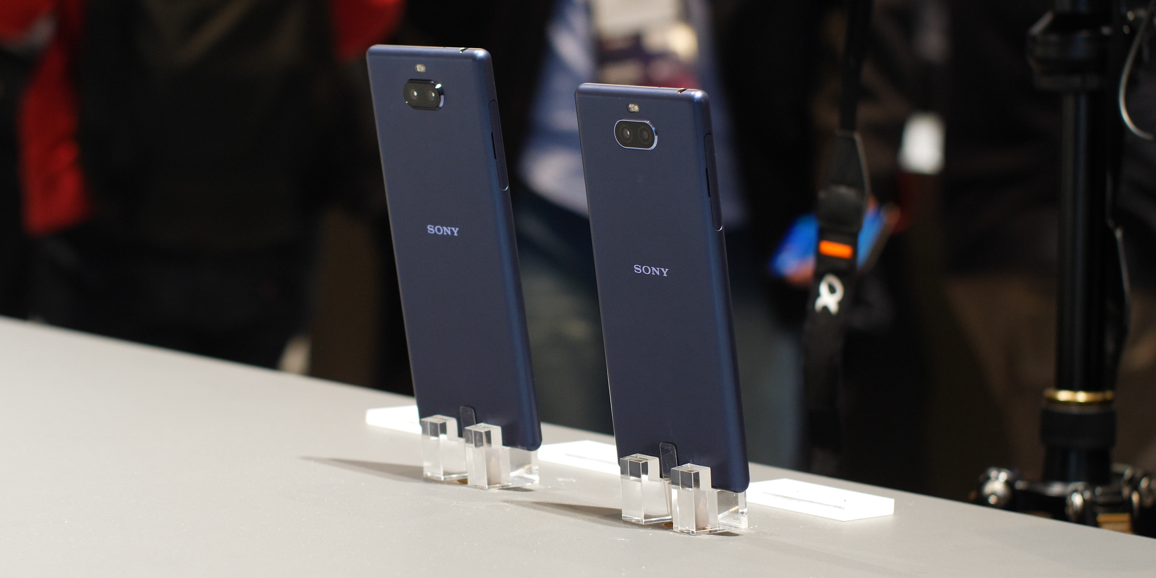 Sony Xperia покупают в 42 раза хуже, чем iPhone. Но японцы не будут  закрывать это направление — Палач | Гаджеты, скидки и медиа