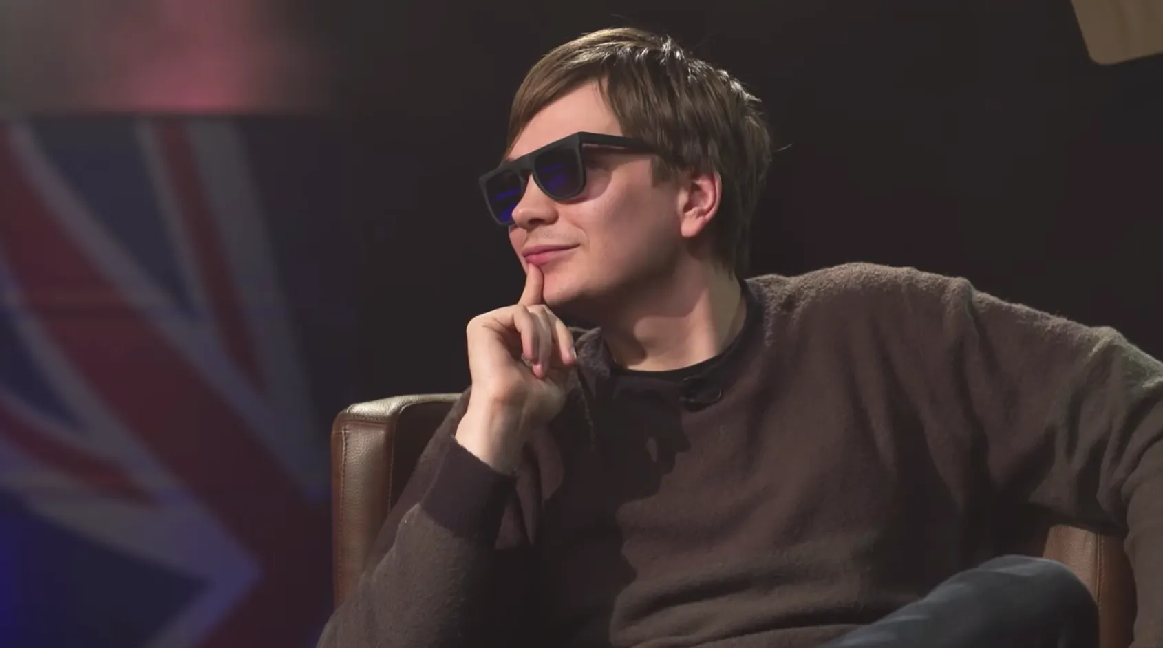 «Ты не Егор Летов, ты Гринч». Прожарка Гнойного: хороший разбор и средний юмор