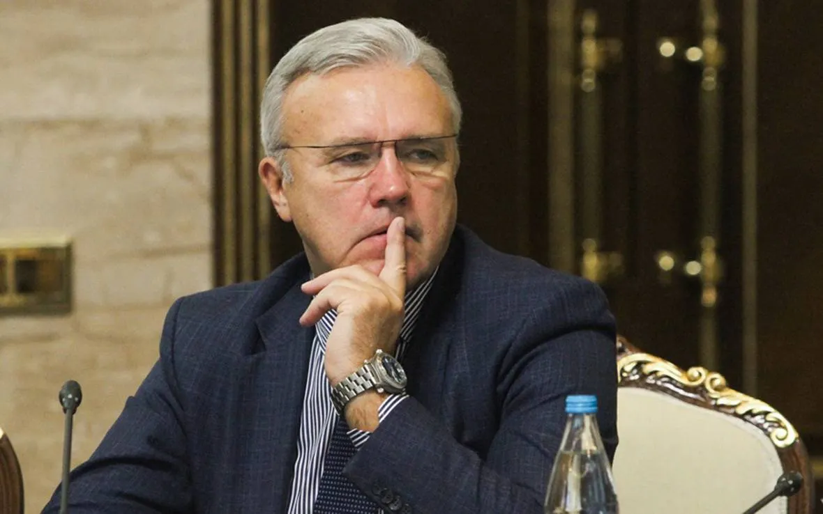 «Тушить пожары бессмысленно». Губернатор Красноярского края Александр Усс – о борьбе с катастрофой в Сибири