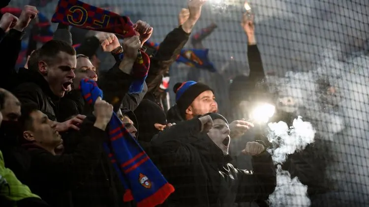 Фанат ЦСКА потерял работу из-за поста Mash. Мужчина пошел в суд и выиграл дело