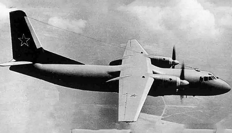 В 1970-х самолет протаранил советский детский садик. Кто виноват?