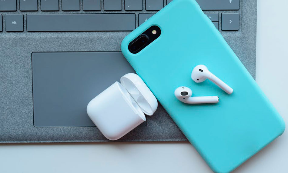 Стоит ли брать airpods в мвидео