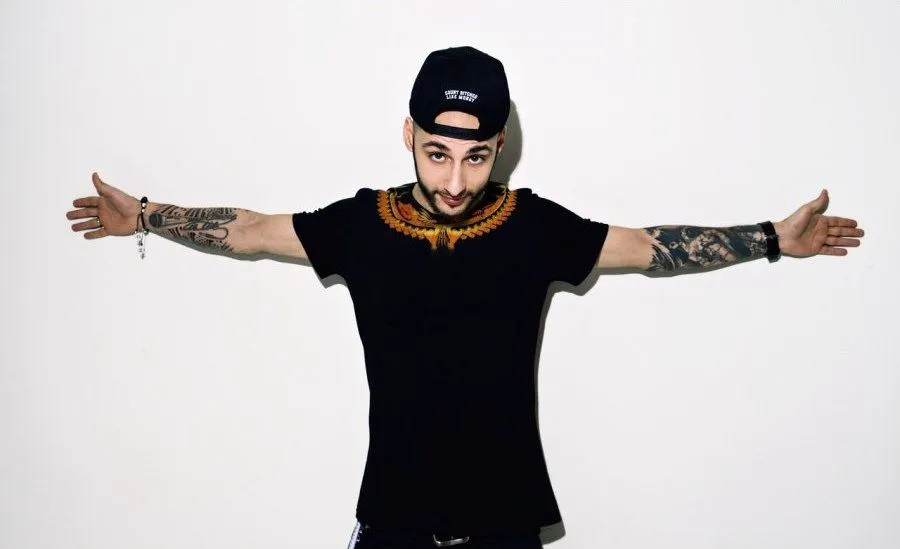 Кристина Си отозвала иск к Тимати и вернула права на песни