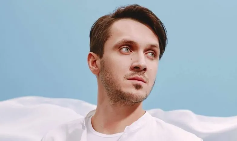 Фигурист Траньков атаковал Федора Смолова в Twitter. Теперь отбивается от злобных фанатов