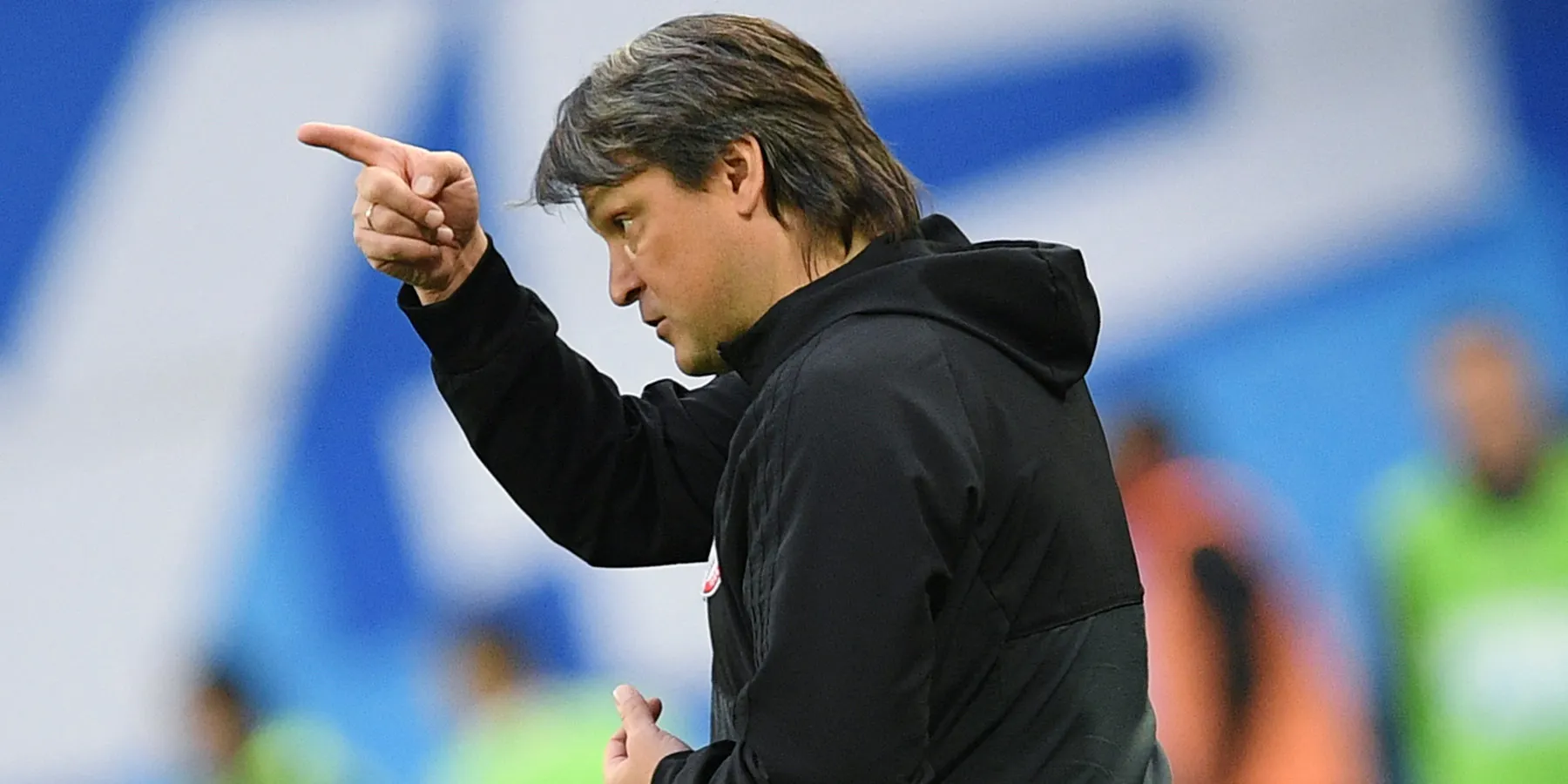 Главный тренер из России гениально остановил мяч. Так Вадим Евсеев стал звездой даже в Европе