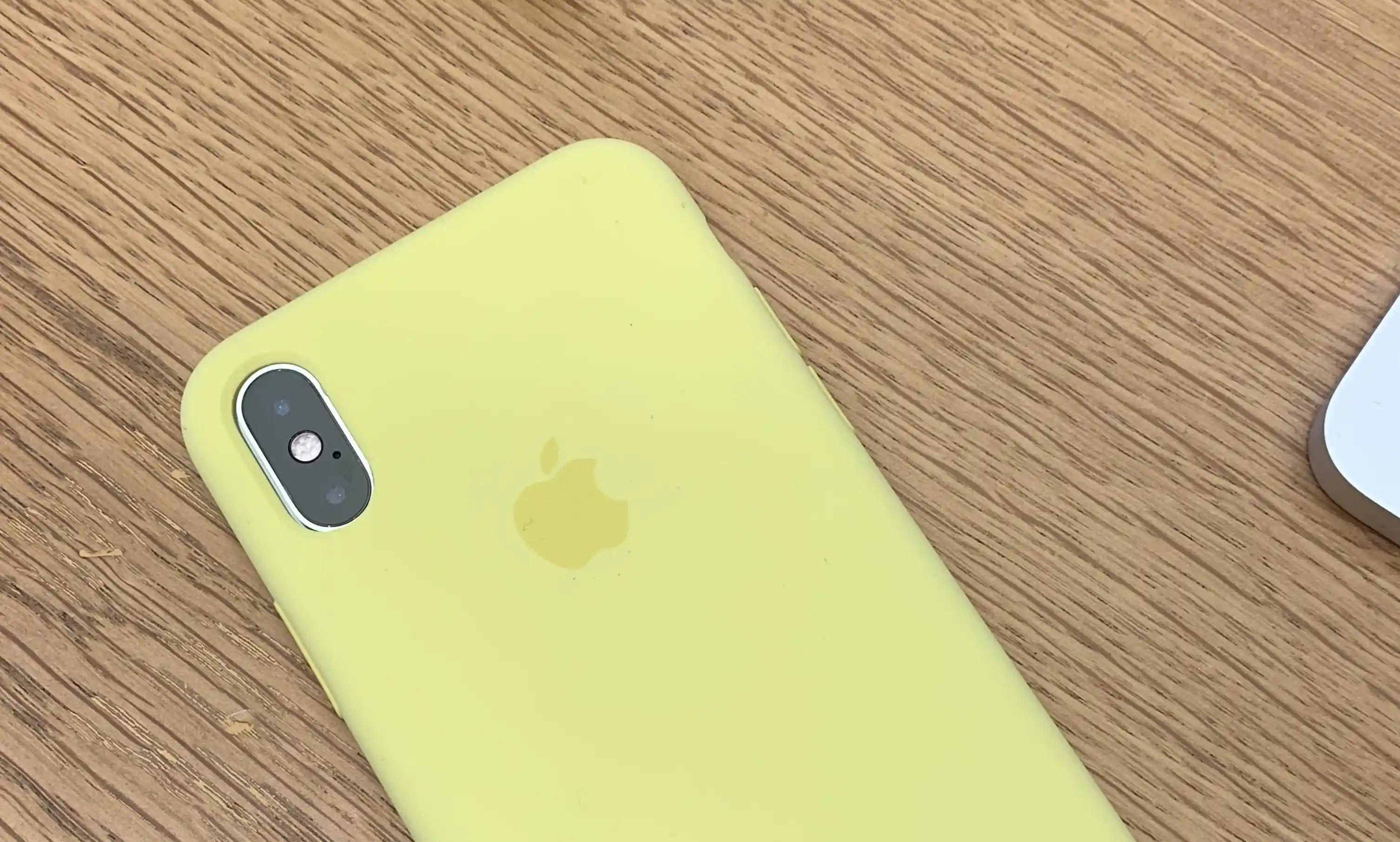 В «Билайне» распродажа аксессуаров по 99 рублей. Есть чехлы для iPhone X и других флагманов