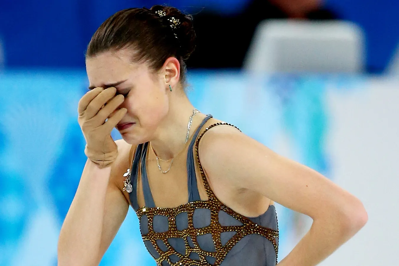 Фигуристка Аделина Сотникова отдала гадалке два миллиона рублей. Есть две версии, зачем