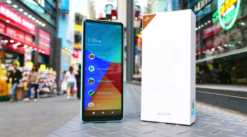 Xiaomi qin 2 pro. Xiaomi Qin 2. Смартфон Qin 2 Pro. Вытянутый смартфон Xiaomi.