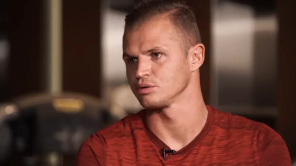 «Вы бы смогли не втащить Бузовой?» Дмитрий Тарасов сказал, что женщине можно дать леща, и некоторые с ним согласны