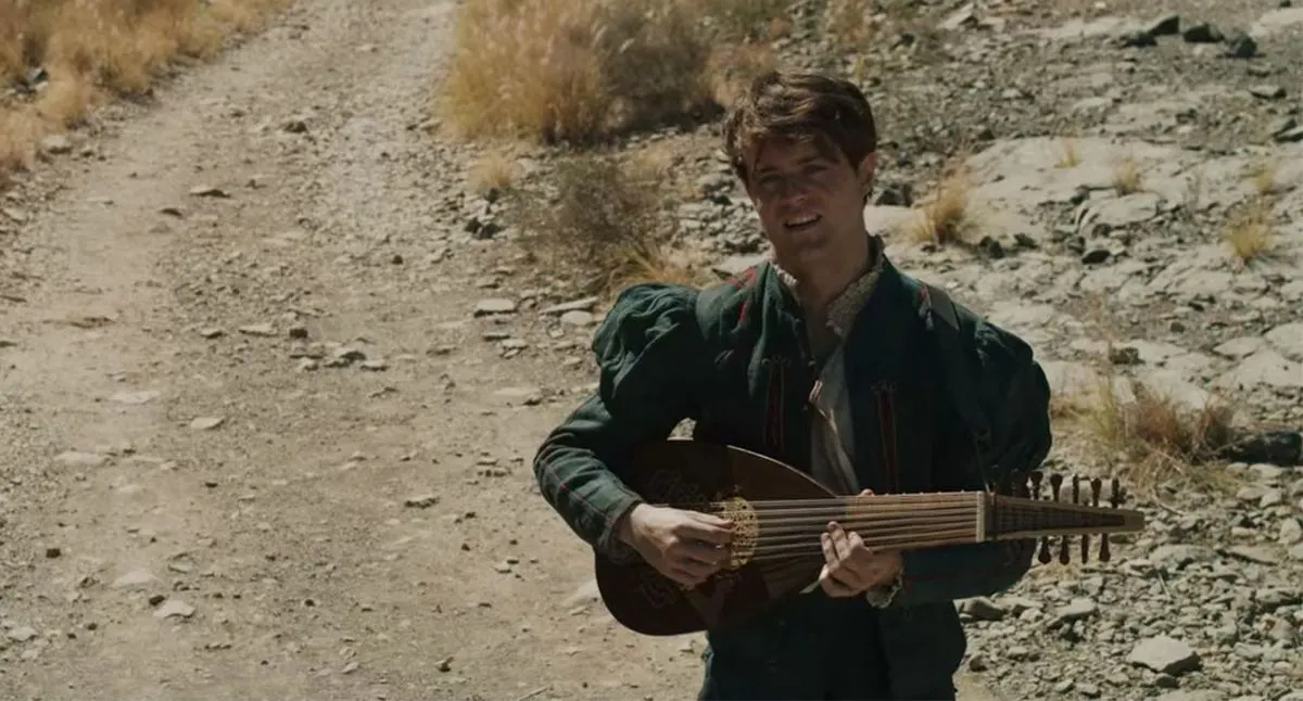 Исполнитель песни про чеканную монету назвал её самой раздражающей в мире. Мы собрали ещё 10 ужасно прилипчивых треков