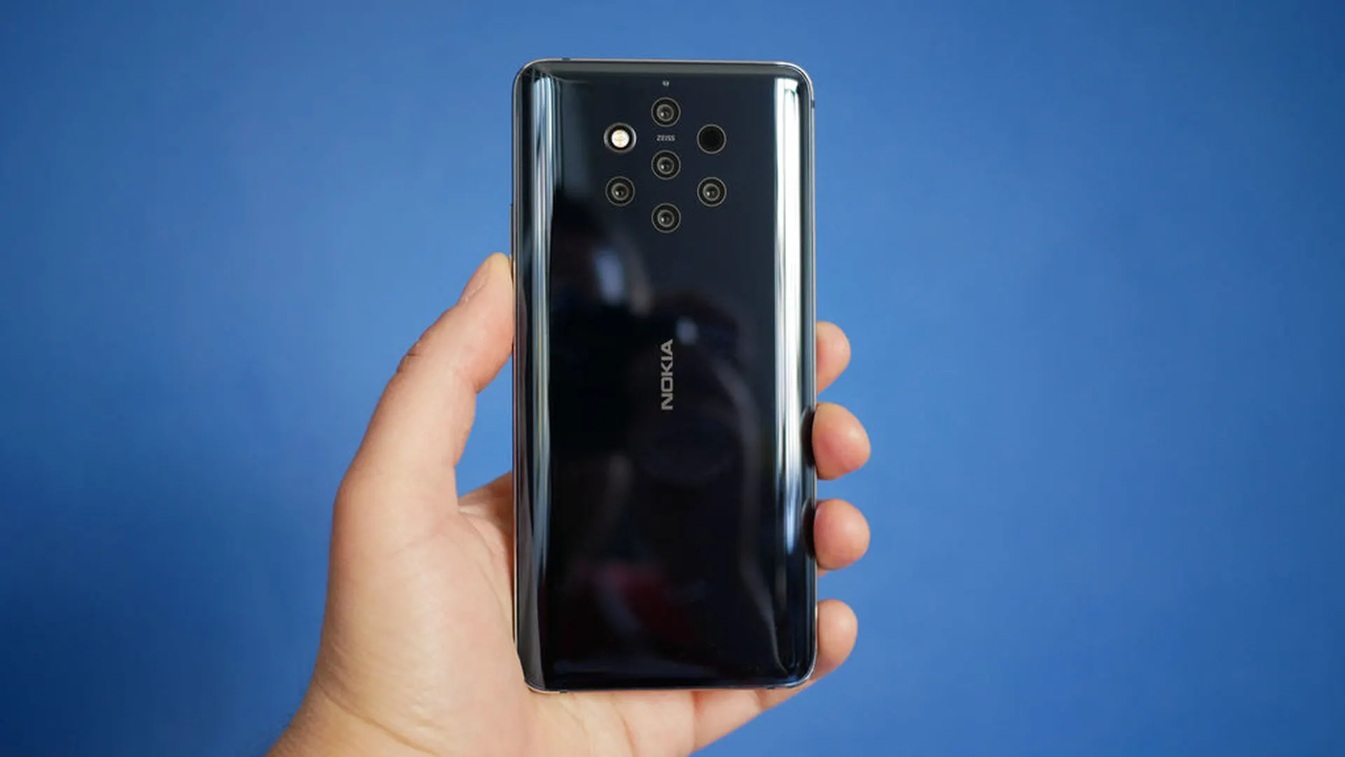 Nokia 9 – провал. Компания больше не выпустит флагман с монструозными камерами