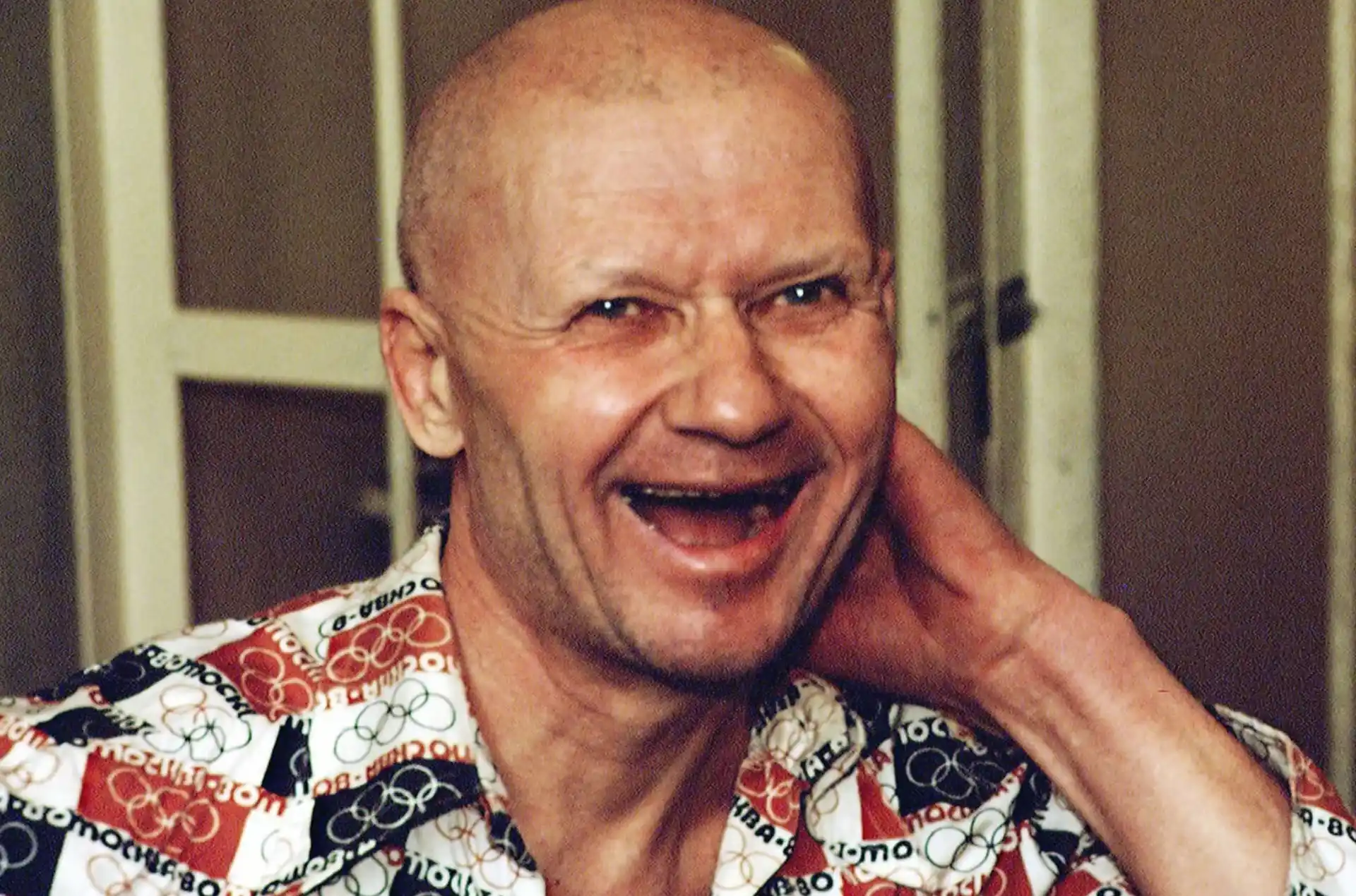 «Чикатилу тоже не сразу поймали». Комик Долгополов покинул Россию