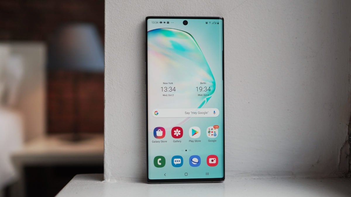 Презентованы Samsung Galaxy S10 Lite и Note 10 Lite. Что они умеют и  сколько стоят в России — Палач | Гаджеты, скидки и медиа