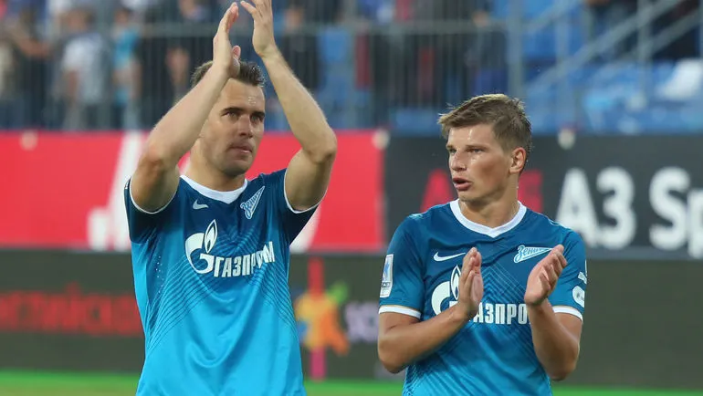 Легенды «Спартака» и «Зенита» рекламируют пирамиду. Кержаков даже вложился