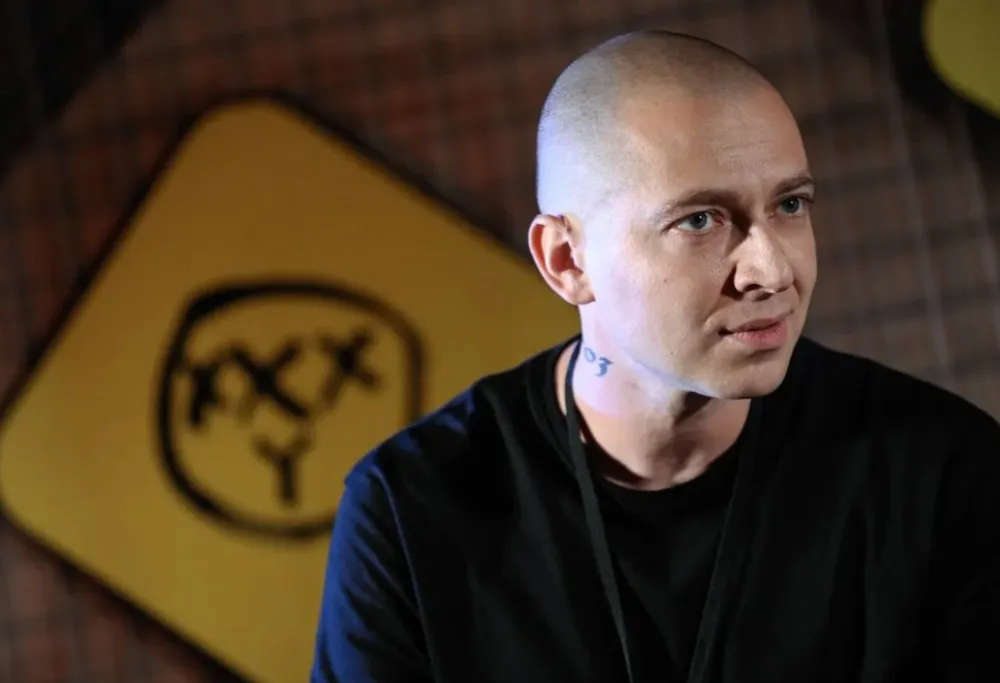 Оксимирон покорил Казахстан и стал популярнее Эминема. Что Окси зачитал по-казахски?