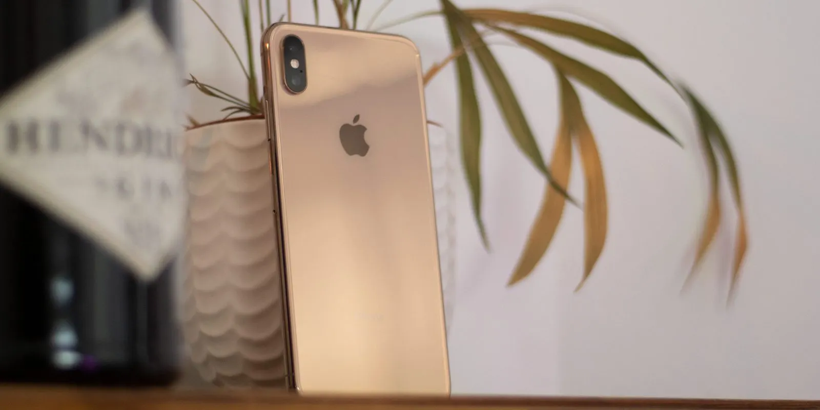 Про этот iPhone все забыли, а зря. Он стоит как никогда дешево, но скоро исчезнет навсегда