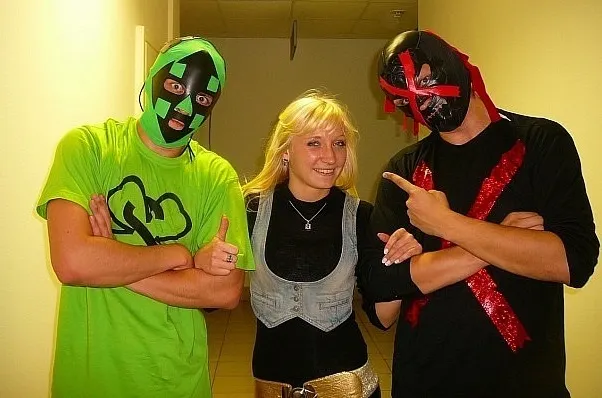 Гопник и повелитель смартфонов. 5 самых безумных персонажей русского рестлинга