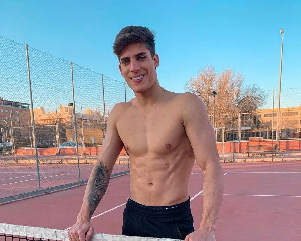 Роман мамы Неймара с 22-летним альфонсом продлился всего 12 дней. Почему они расстались?