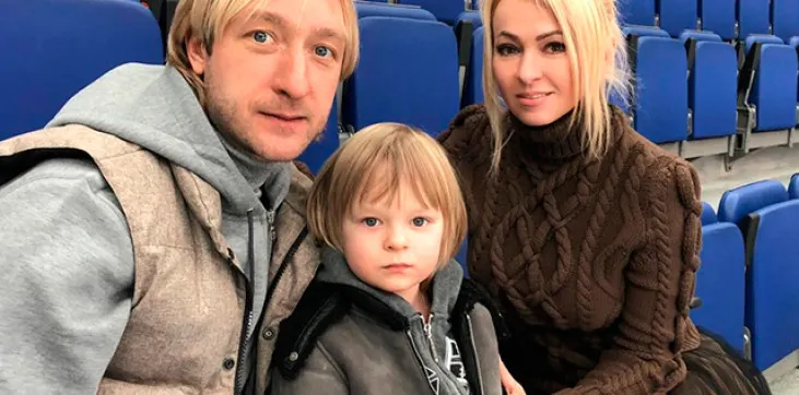 Материал про больного Гном Гномыча сняли с сайта StarHit. Кажется, издание испугалось суда