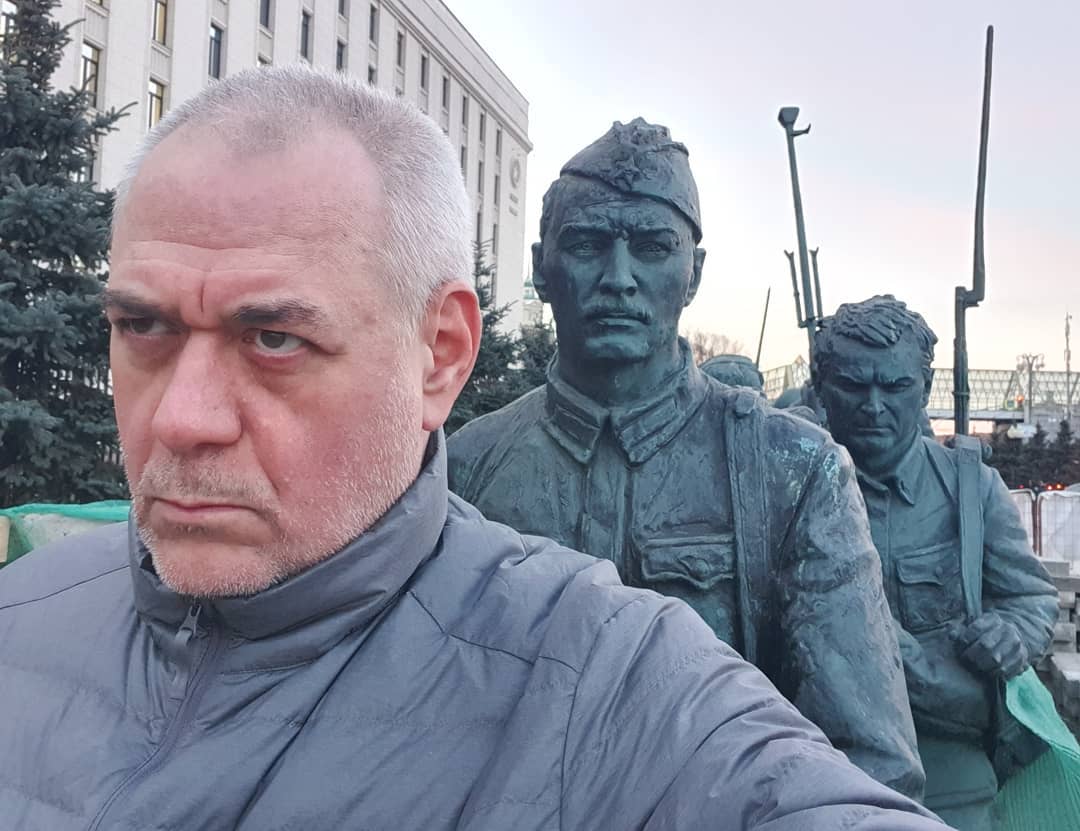 Расстрига. Телеведущий Доренко. Доренко Моторола.
