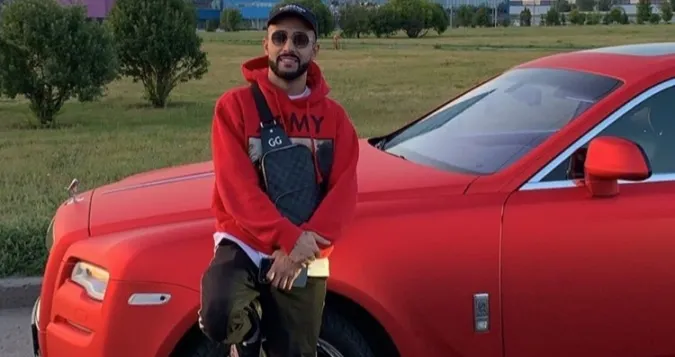 «Ну что, Гусейнхан? Накатался?» Гасанова задержали в Москве – Гусейн ехал на машине без прав