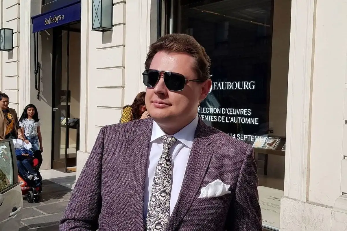 «Чудовищно жестокий и комичный неудачник». Маэстро Понасенков пришел в суд и разнес убийцу Соколова